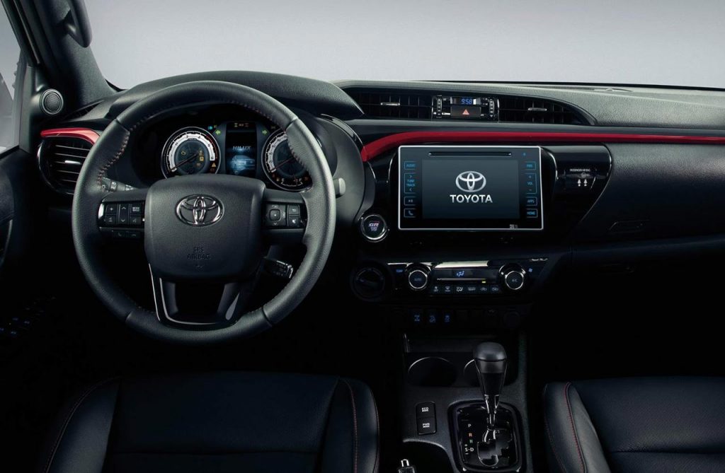 Toyota-Hilux-GR-Sport-interior-1024x669