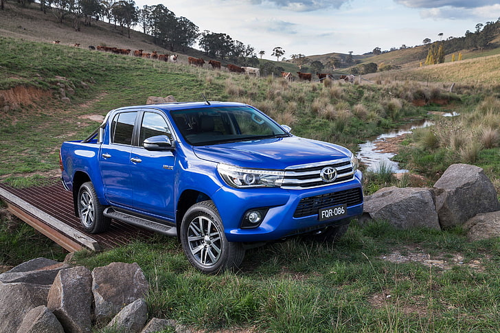 jeep-toyota-pickup-hilux-wallpaper-preview